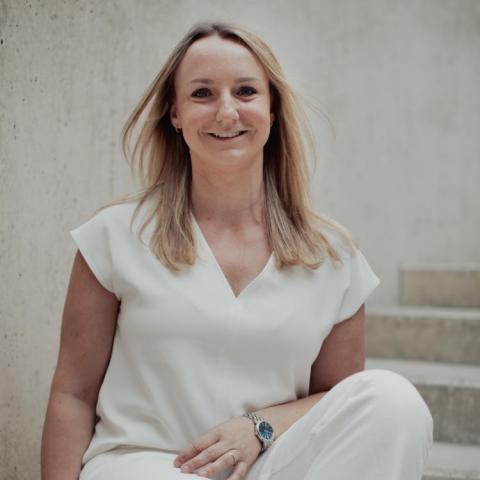 Dr. Julia Reisinger